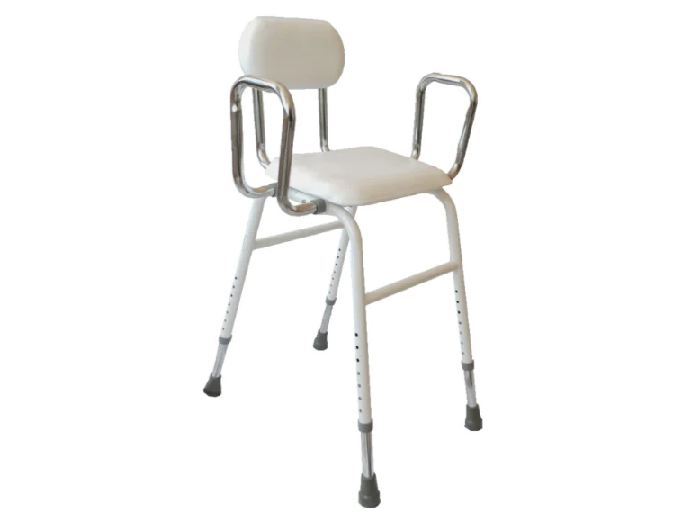 Cadeira Regulável em Altura com Braços - Ajudas Técnicas - Banho