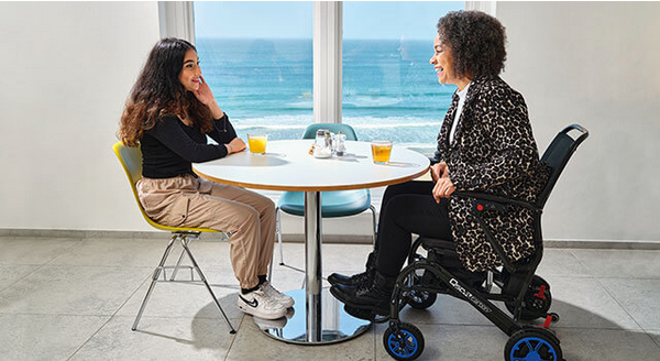 Cadeira de rodas elétrica encartável Q50 R Carbon - Cadeiras de Rodas - Produtos Ortopedia